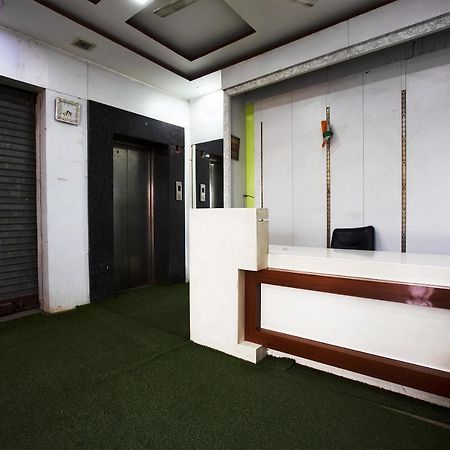 Harthala Oyo 44174 Hotel Mid Town Prime المظهر الخارجي الصورة