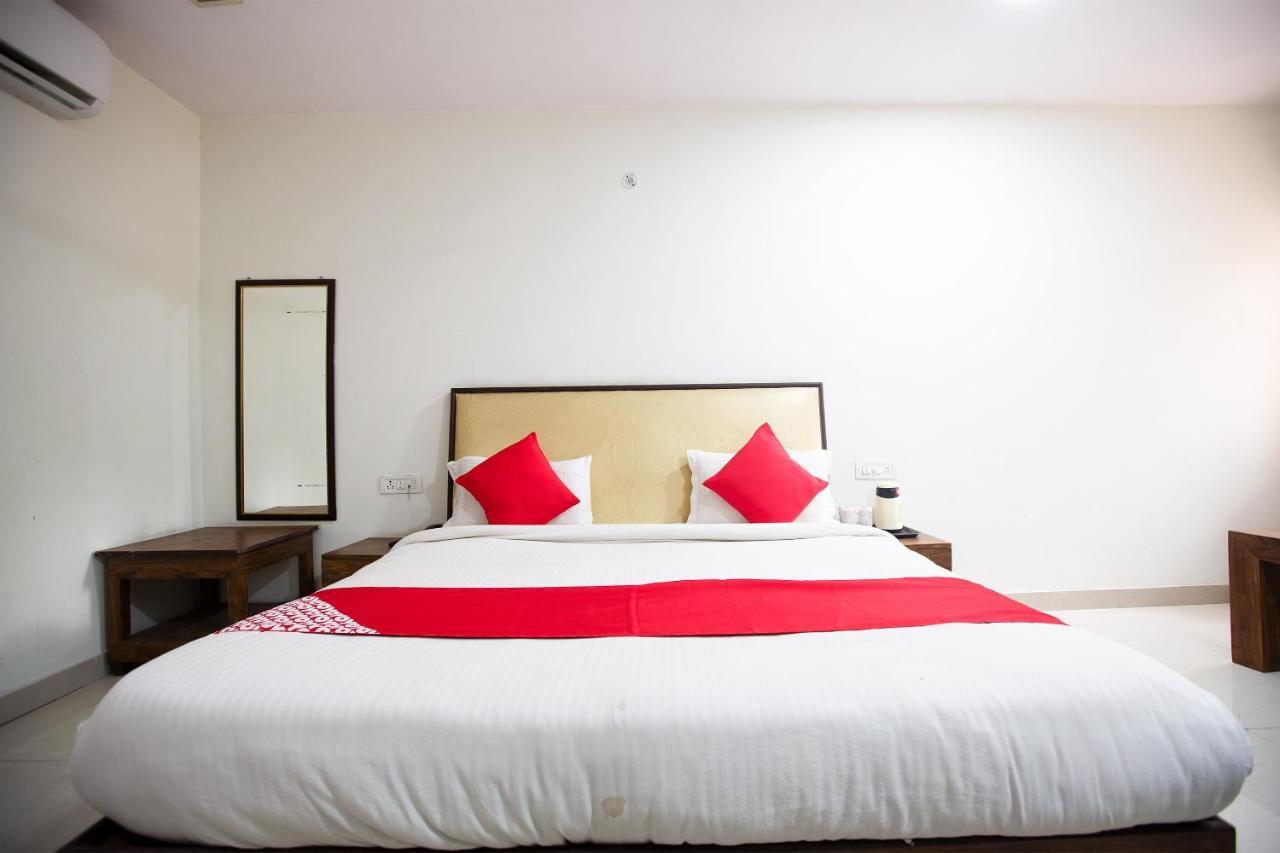 Harthala Oyo 44174 Hotel Mid Town Prime المظهر الخارجي الصورة