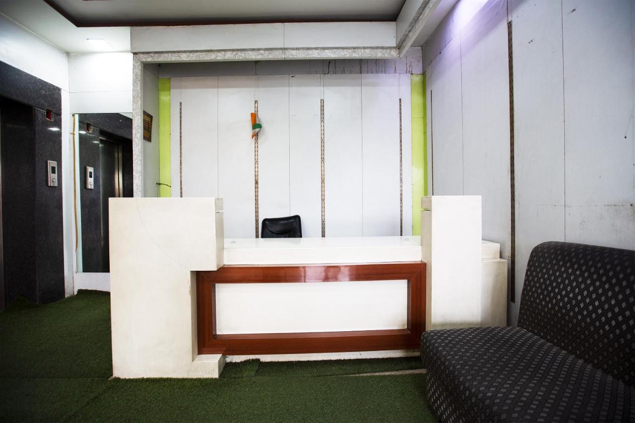 Harthala Oyo 44174 Hotel Mid Town Prime المظهر الخارجي الصورة