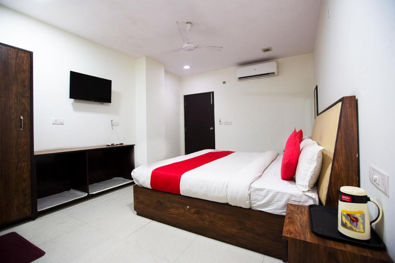 Harthala Oyo 44174 Hotel Mid Town Prime المظهر الخارجي الصورة