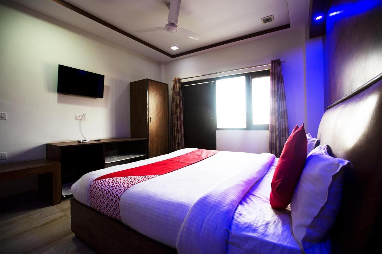 Harthala Oyo 44174 Hotel Mid Town Prime المظهر الخارجي الصورة